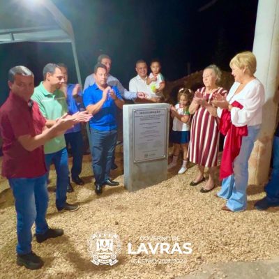 Inauguracao_avenida_Comunidade_barbosas